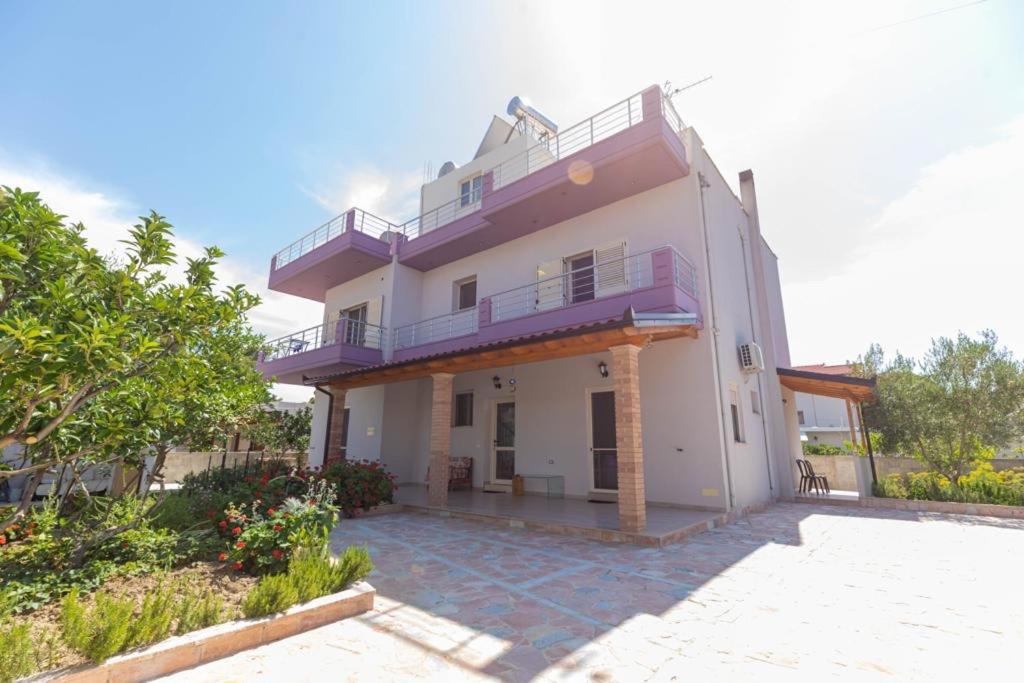 Premier Guest House Вльора Екстер'єр фото