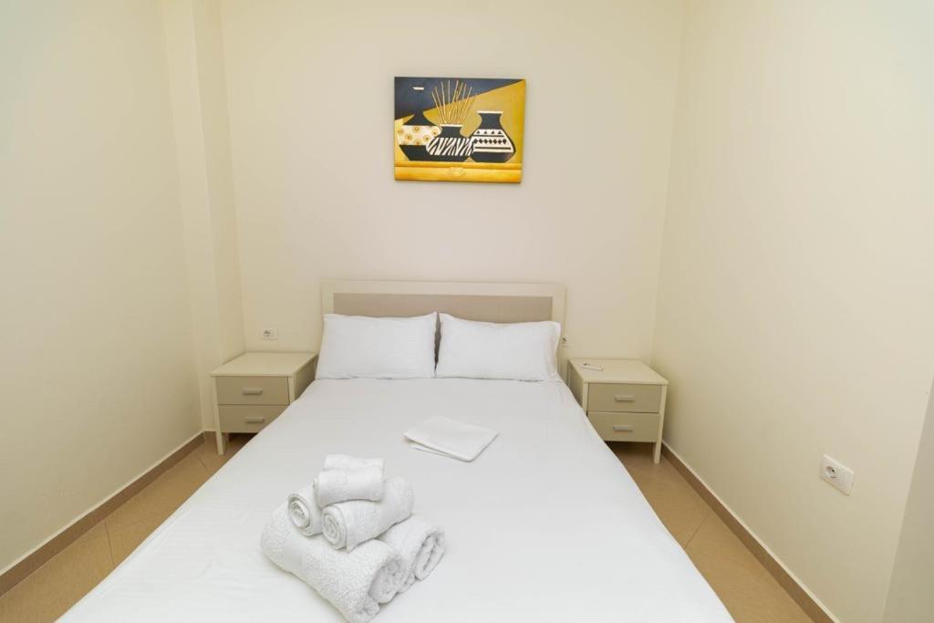 Premier Guest House Вльора Екстер'єр фото