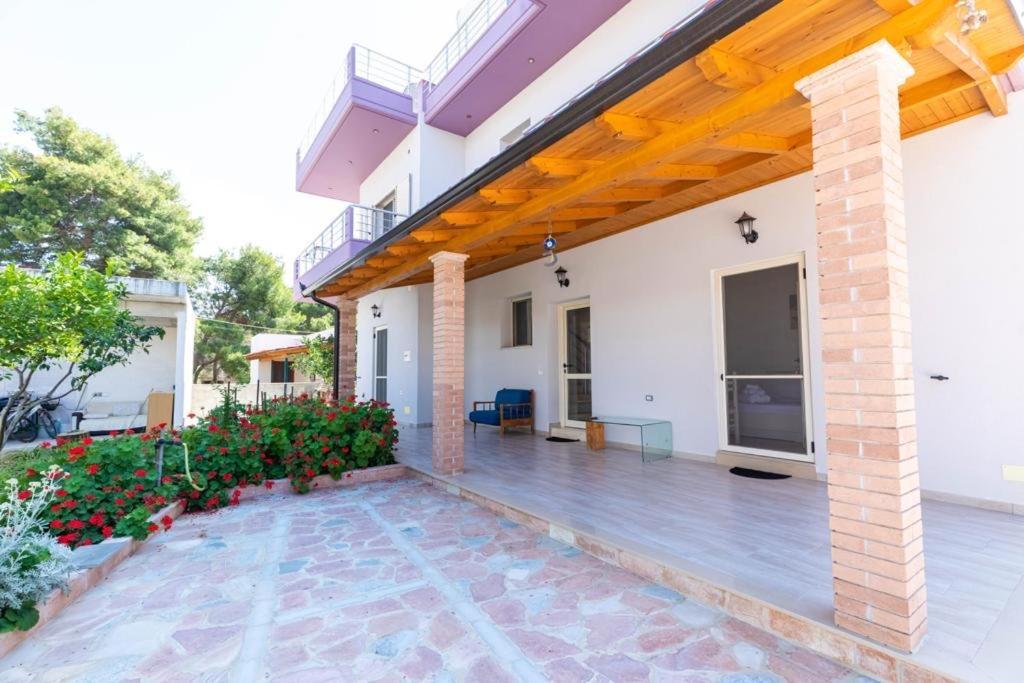 Premier Guest House Вльора Екстер'єр фото
