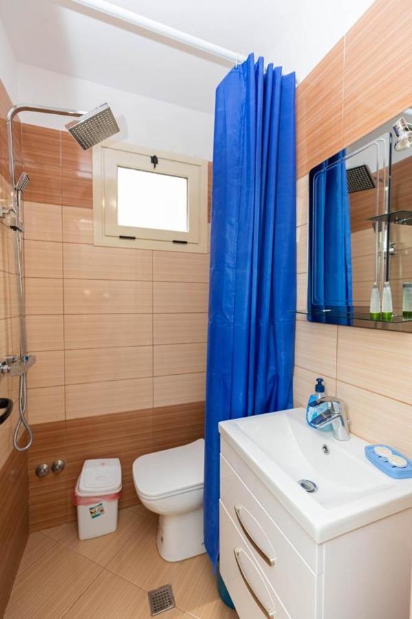 Premier Guest House Вльора Екстер'єр фото