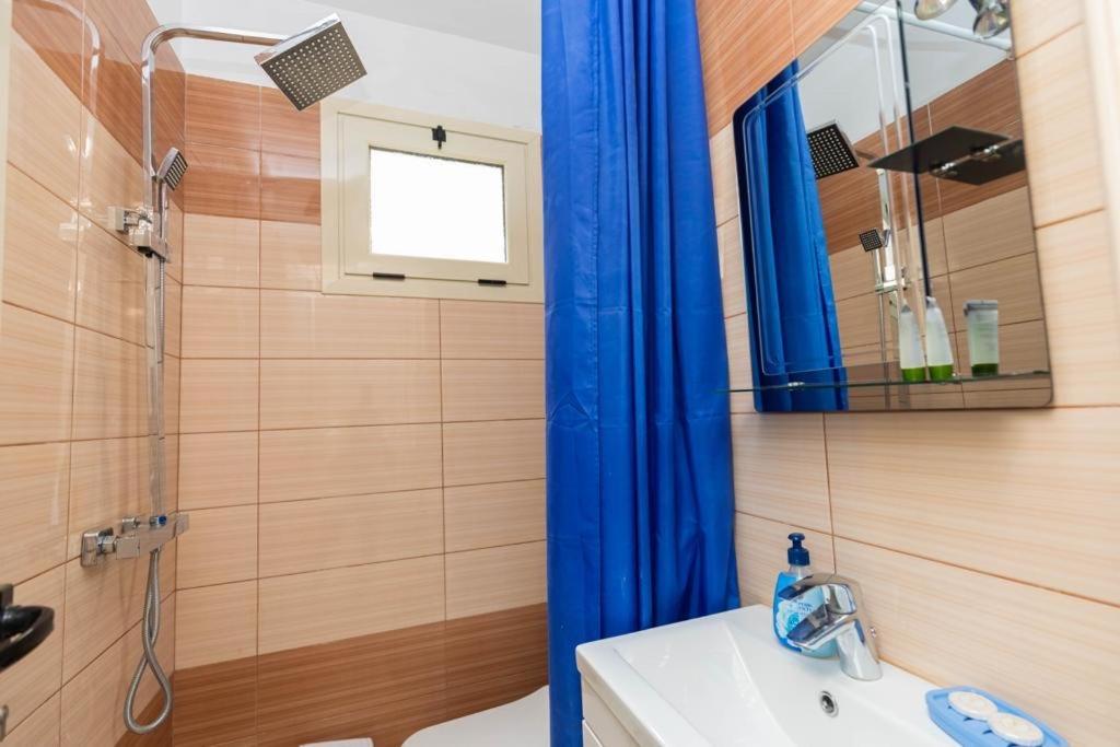 Premier Guest House Вльора Екстер'єр фото